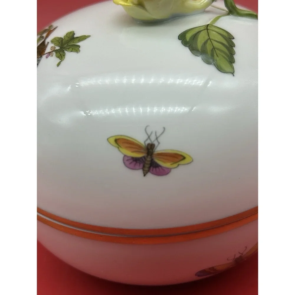 Vintage Herend Queen Victoria Yellow Rose Finial Porcelain Trinket Box